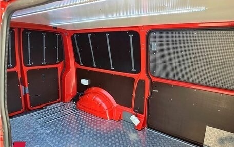 Volkswagen Transporter T6 рестайлинг, 2021 год, 4 750 000 рублей, 11 фотография