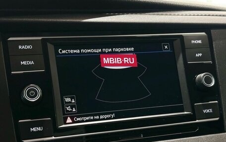 Volkswagen Transporter T6 рестайлинг, 2021 год, 4 750 000 рублей, 18 фотография