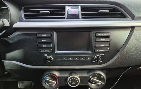 KIA Rio IV, 2018 год, 1 399 000 рублей, 19 фотография