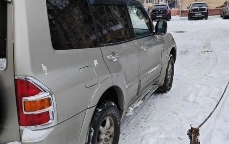 Mitsubishi Montero III, 2002 год, 860 000 рублей, 4 фотография