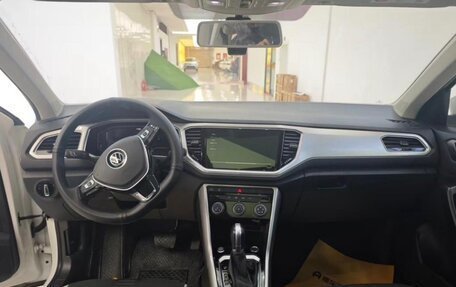 Volkswagen T-Roc I, 2022 год, 3 500 000 рублей, 7 фотография