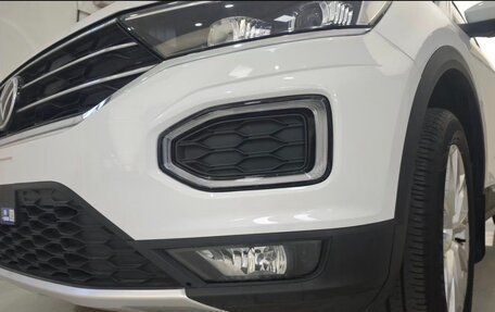 Volkswagen T-Roc I, 2022 год, 3 500 000 рублей, 9 фотография