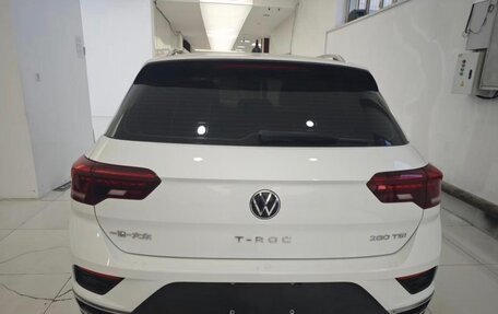 Volkswagen T-Roc I, 2022 год, 3 500 000 рублей, 17 фотография