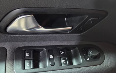 Volkswagen Amarok I рестайлинг, 2013 год, 1 700 000 рублей, 7 фотография