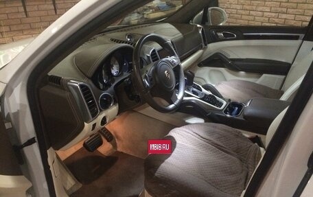 Porsche Cayenne III, 2012 год, 2 600 000 рублей, 2 фотография