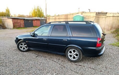 Opel Vectra B рестайлинг, 2001 год, 255 000 рублей, 3 фотография