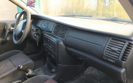 Opel Vectra B рестайлинг, 2001 год, 255 000 рублей, 23 фотография