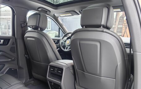 Porsche Cayenne III, 2020 год, 10 500 000 рублей, 17 фотография