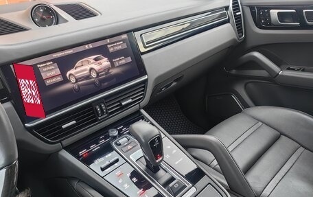 Porsche Cayenne III, 2020 год, 10 500 000 рублей, 26 фотография