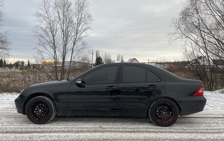 Mercedes-Benz C-Класс, 2006 год, 780 000 рублей, 3 фотография