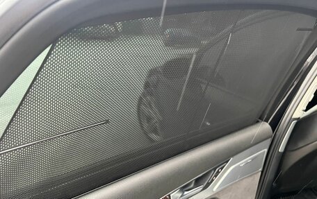 Audi A8, 2014 год, 1 850 000 рублей, 14 фотография