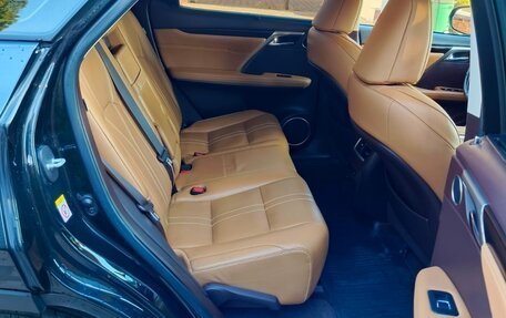 Lexus RX IV рестайлинг, 2016 год, 3 200 000 рублей, 9 фотография