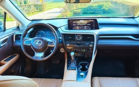 Lexus RX IV рестайлинг, 2016 год, 3 200 000 рублей, 17 фотография