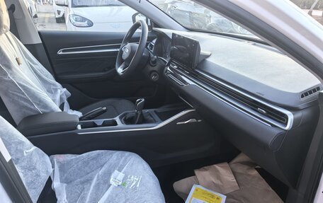 Geely Emgrand, 2025 год, 1 659 852 рублей, 6 фотография