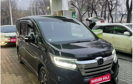 Honda Stepwgn IV, 2020 год, 2 600 000 рублей, 1 фотография