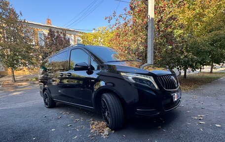 Mercedes-Benz V-Класс, 2016 год, 5 500 000 рублей, 2 фотография