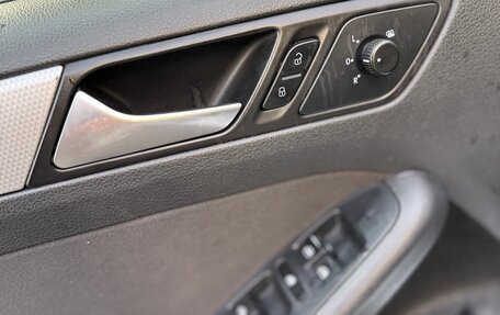 Volkswagen Jetta VI, 2016 год, 900 000 рублей, 8 фотография