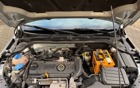 Volkswagen Jetta VI, 2016 год, 900 000 рублей, 10 фотография