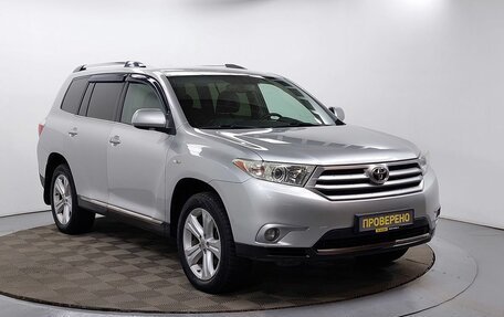 Toyota Highlander III, 2011 год, 1 650 000 рублей, 3 фотография