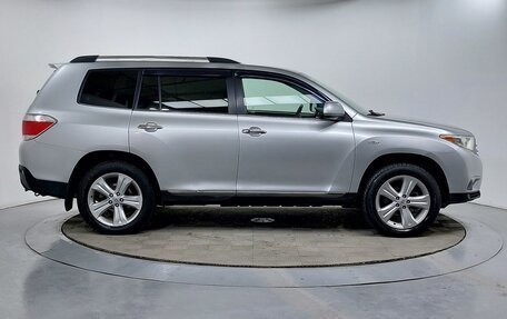 Toyota Highlander III, 2011 год, 1 650 000 рублей, 4 фотография