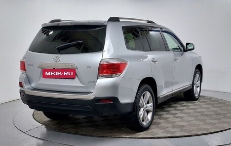 Toyota Highlander III, 2011 год, 1 650 000 рублей, 5 фотография