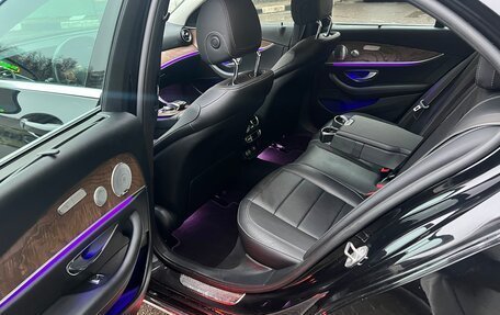 Mercedes-Benz E-Класс, 2017 год, 4 000 000 рублей, 7 фотография