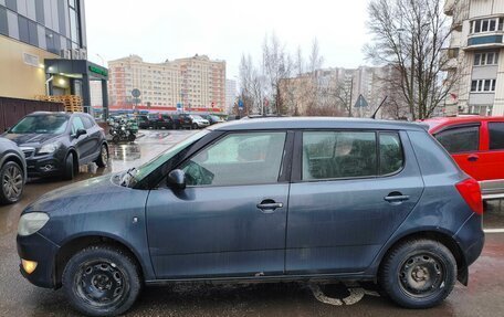 Skoda Fabia II, 2013 год, 650 000 рублей, 3 фотография