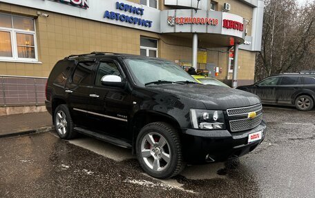 Chevrolet Tahoe III, 2013 год, 2 700 000 рублей, 2 фотография