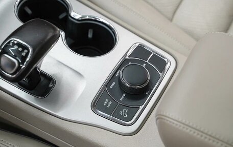 Jeep Grand Cherokee, 2014 год, 1 999 000 рублей, 11 фотография