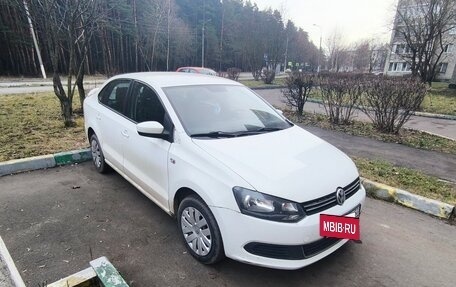 Volkswagen Polo VI (EU Market), 2012 год, 490 000 рублей, 2 фотография