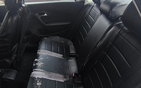 Volkswagen Polo VI (EU Market), 2012 год, 490 000 рублей, 17 фотография