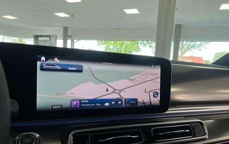 Mercedes-Benz V-Класс, 2025 год, 15 990 000 рублей, 19 фотография