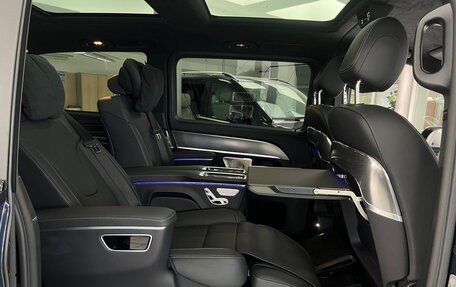 Mercedes-Benz V-Класс, 2025 год, 15 990 000 рублей, 24 фотография