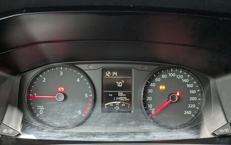 Volkswagen Caravelle T6 рестайлинг, 2016 год, 3 350 000 рублей, 13 фотография