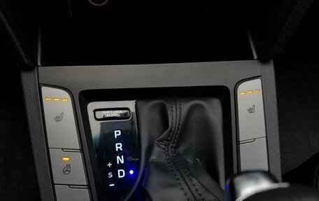 Hyundai Elantra VI рестайлинг, 2019 год, 1 599 000 рублей, 13 фотография