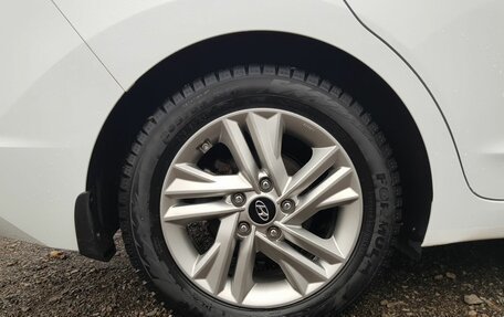 Hyundai Elantra VI рестайлинг, 2019 год, 1 599 000 рублей, 18 фотография