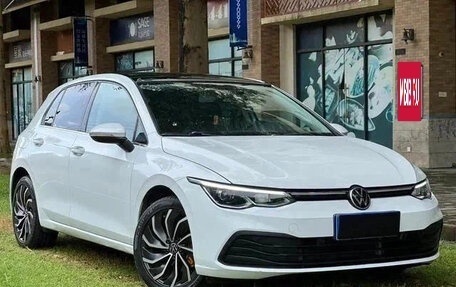 Volkswagen Golf VIII, 2021 год, 1 530 000 рублей, 3 фотография