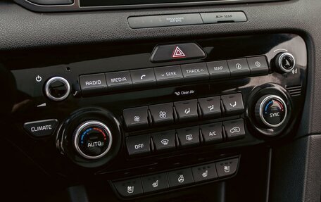 KIA Sportage IV рестайлинг, 2017 год, 2 095 000 рублей, 16 фотография