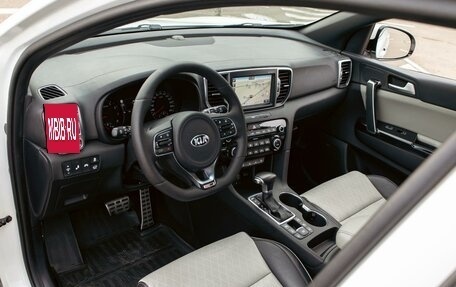 KIA Sportage IV рестайлинг, 2017 год, 2 095 000 рублей, 13 фотография