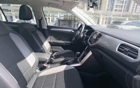 Volkswagen T-Roc I, 2022 год, 1 560 000 рублей, 13 фотография