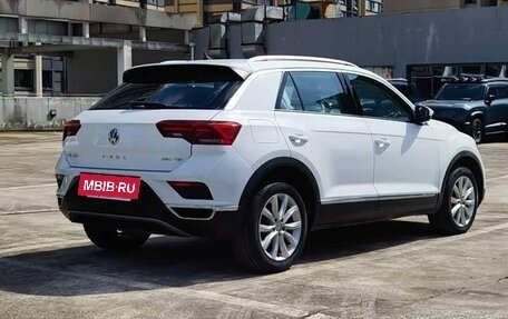 Volkswagen T-Roc I, 2022 год, 1 560 000 рублей, 6 фотография