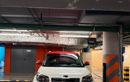 KIA Soul II рестайлинг, 2017 год, 1 650 000 рублей, 2 фотография