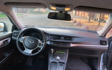 Lexus CT I рестайлинг, 2011 год, 1 200 000 рублей, 23 фотография