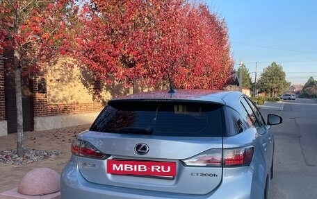 Lexus CT I рестайлинг, 2011 год, 1 200 000 рублей, 13 фотография