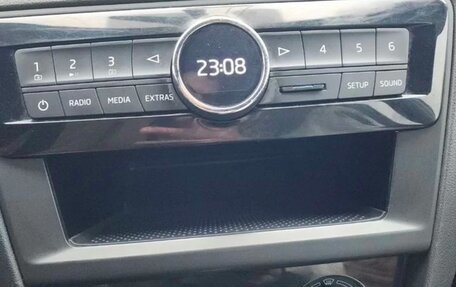 Skoda Rapid I, 2018 год, 795 000 рублей, 10 фотография