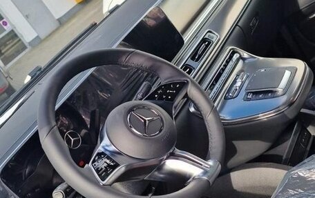 Mercedes-Benz V-Класс, 2025 год, 15 990 000 рублей, 5 фотография