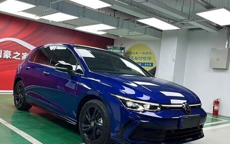 Volkswagen Golf VIII, 2022 год, 2 200 000 рублей, 4 фотография