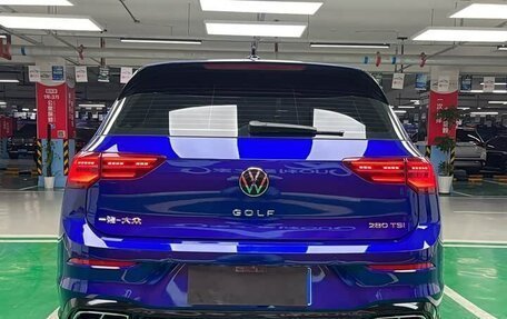 Volkswagen Golf VIII, 2022 год, 2 200 000 рублей, 5 фотография