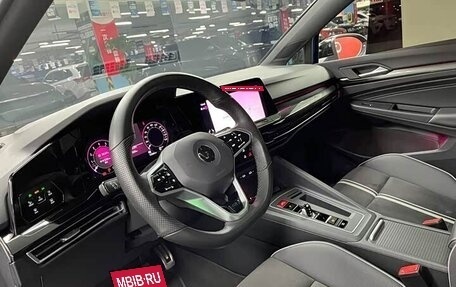 Volkswagen Golf VIII, 2022 год, 2 200 000 рублей, 6 фотография