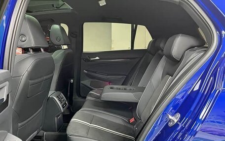 Volkswagen Golf VIII, 2022 год, 2 200 000 рублей, 14 фотография